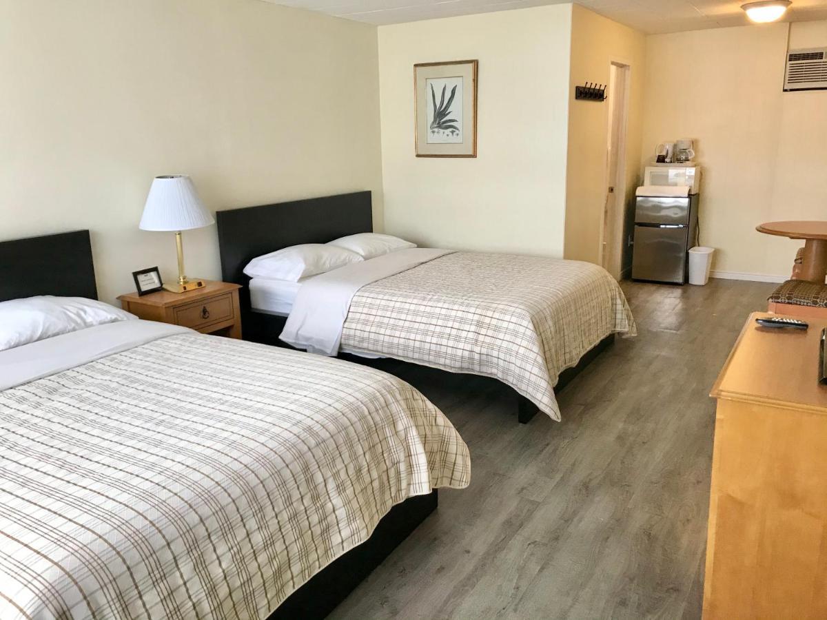 Lakeside Inn Орилия Екстериор снимка