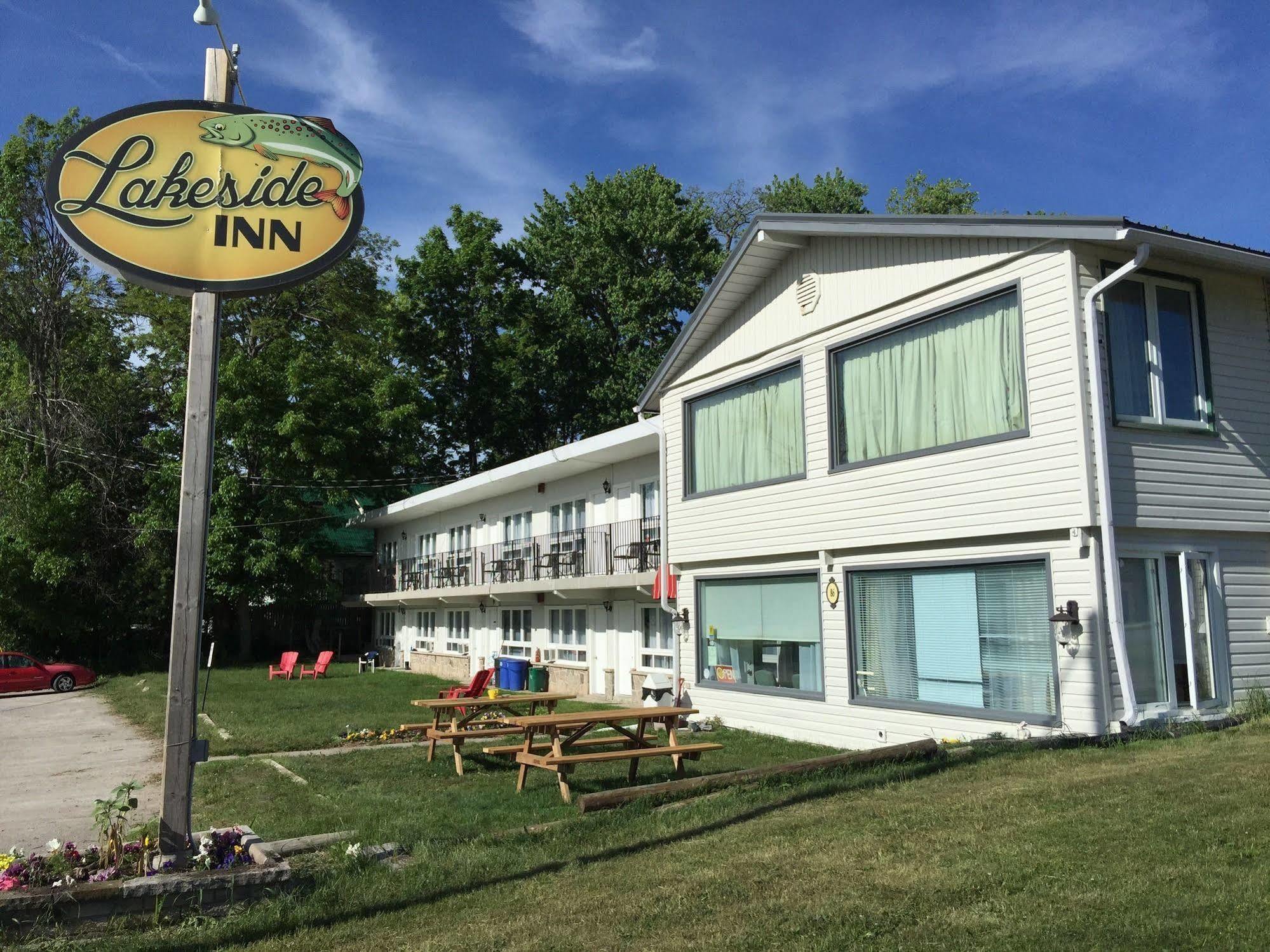Lakeside Inn Орилия Екстериор снимка